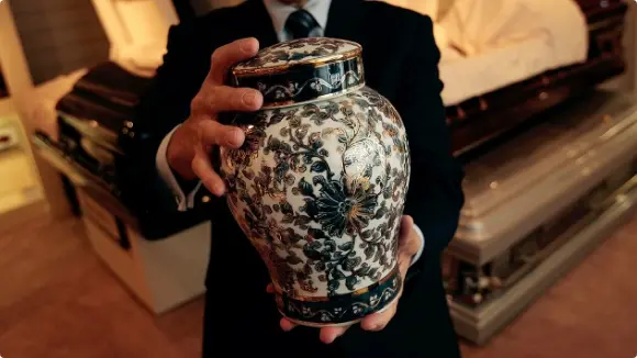 выдача урны с прахом после сжигания умершего