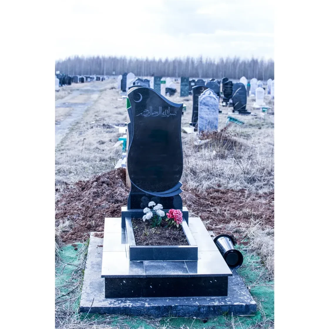 Памятник на могилу ГП-97