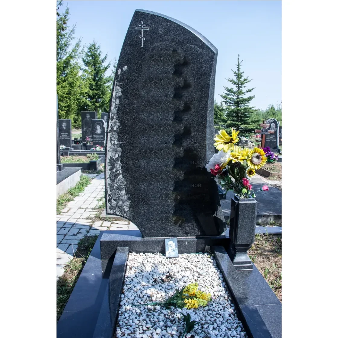 Памятник на могилу ГП-145