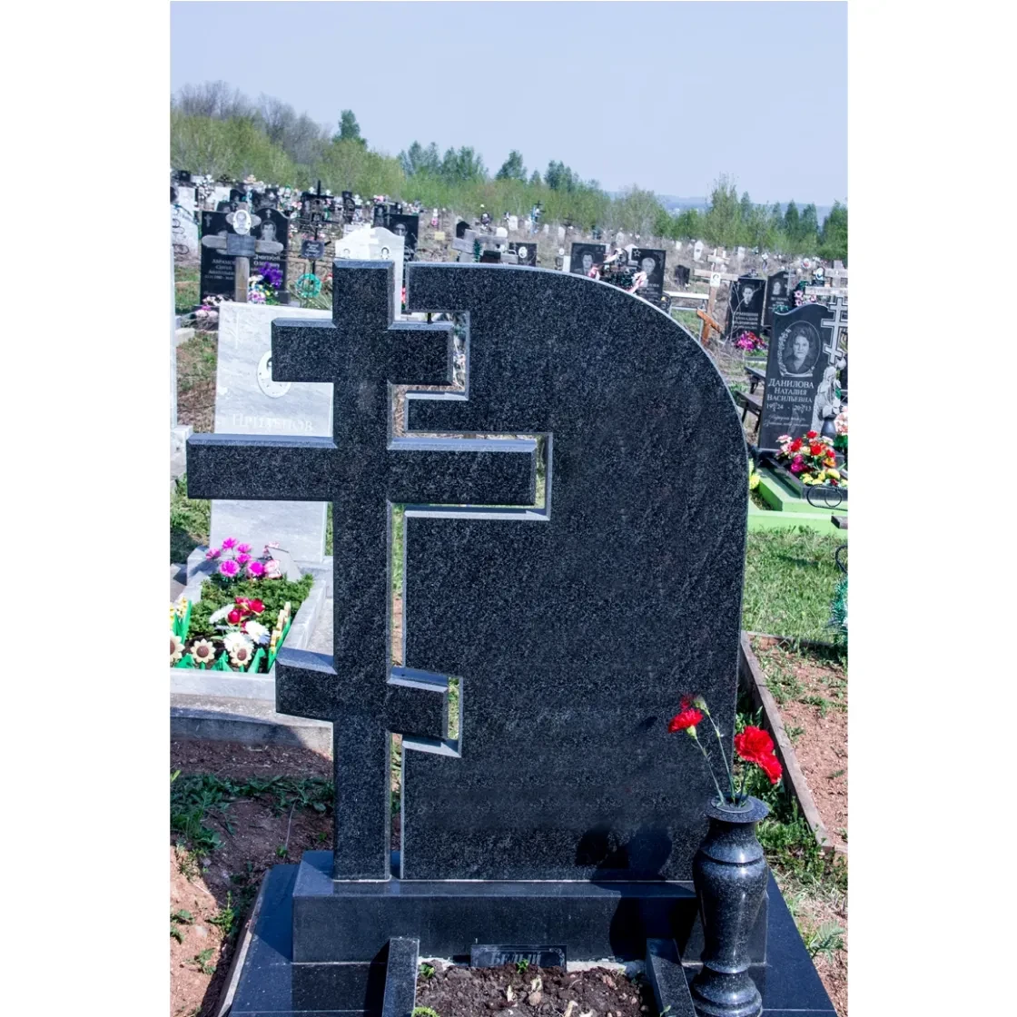 Памятник на могилу ГП-157