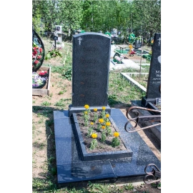 Памятник на могилу ГП-142