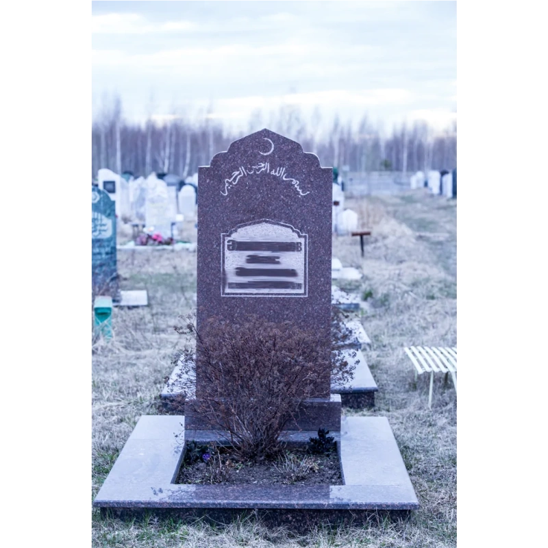 Памятник на могилу из гранита ГП-127