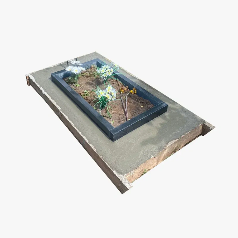 Цветник из гранита на могилу ЦГ-3