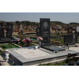 Памятник СВО 43