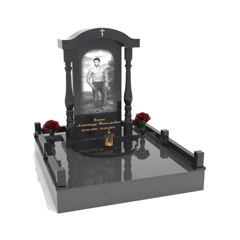 Мемориальный комплекс из гранита 226