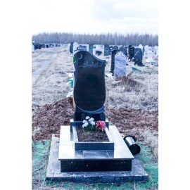 Памятник на могилу ГП-97