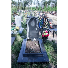 Памятник на могилу ГР-12