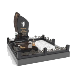 Мемориальный комплекс из гранита 115