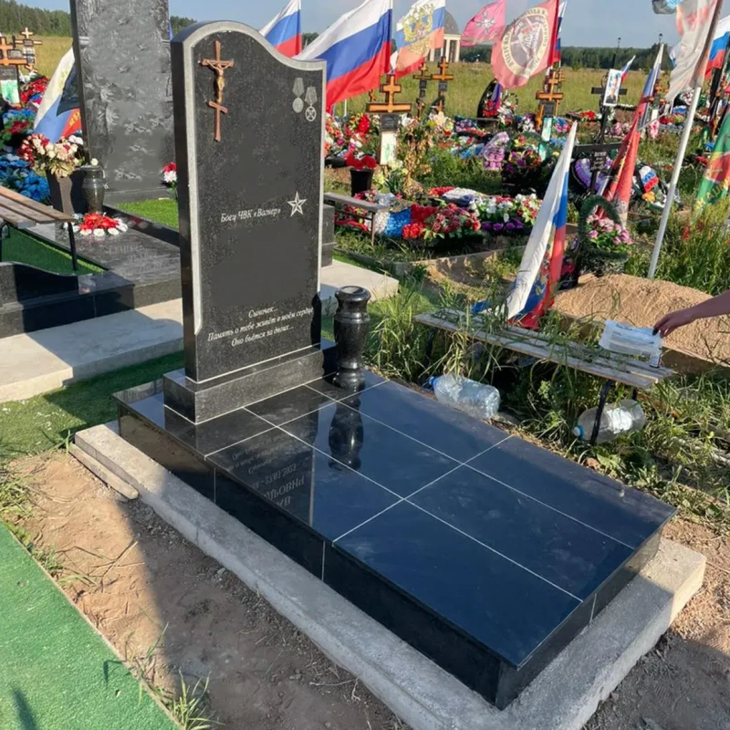 Памятник СВО 4